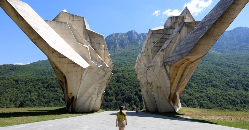 A word that contains a whole forgotten world. Spomeniks between Yugoslavia, the wars and today’s Balkans